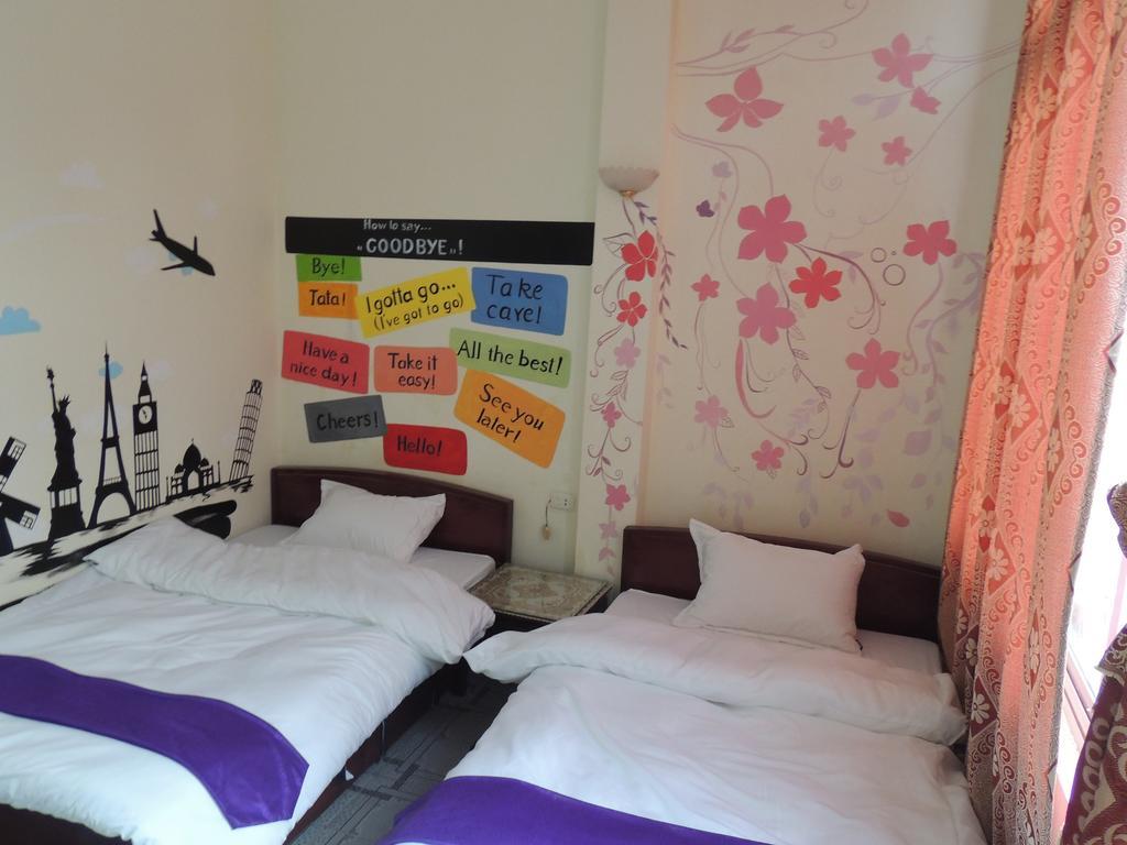 Halong Happy Hostel (Adults Only) Hạ Long Ngoại thất bức ảnh