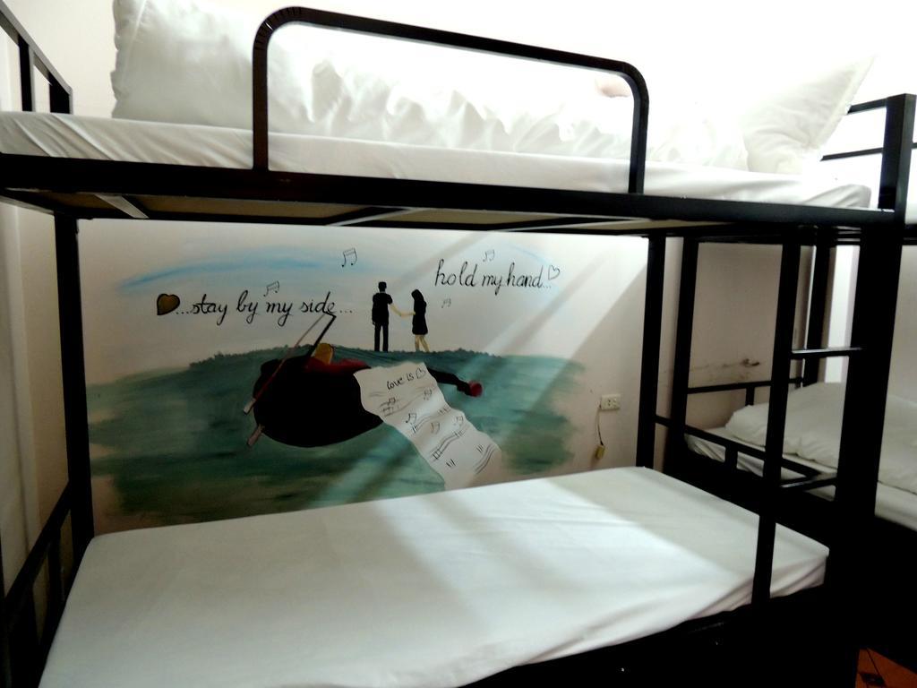 Halong Happy Hostel (Adults Only) Hạ Long Ngoại thất bức ảnh